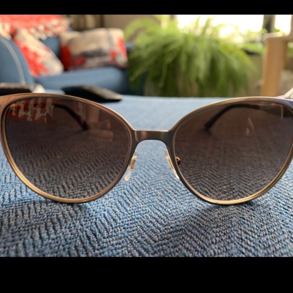 Versace sunglasses - Picture 3 of 7